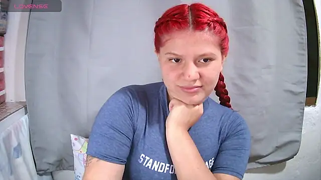 lynieh- Live XXX-Chat