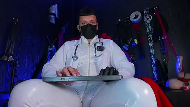 Živý XXX chat Master_Connor_BDSM