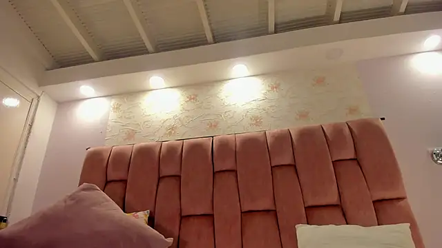 aishathornee Live XXX-Chat