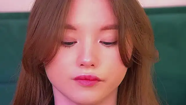 XXX chat uživo modela KeiraAsti