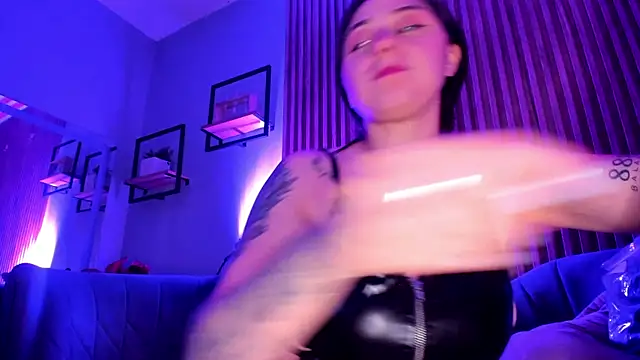 צ'אט XXX בשידור חי של JuliethCruz_