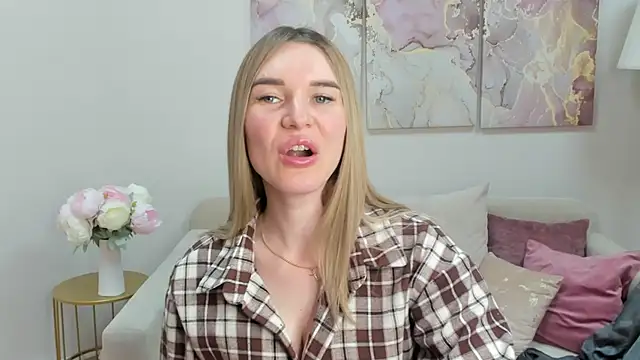 RoxyReignn Live XXX-chat