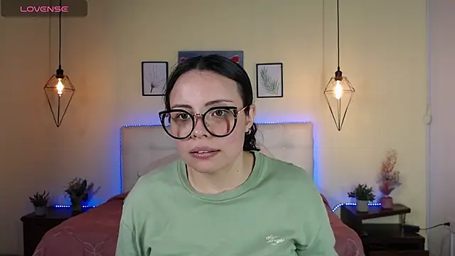 Megan_05_: απευθείας συνομιλία ΧΧΧ