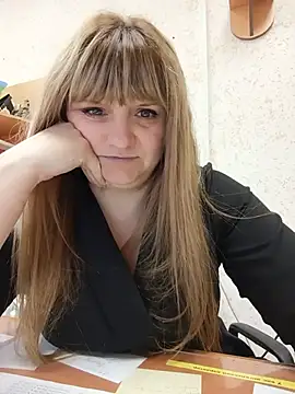 Office_Albertina – Naživo XXX chat