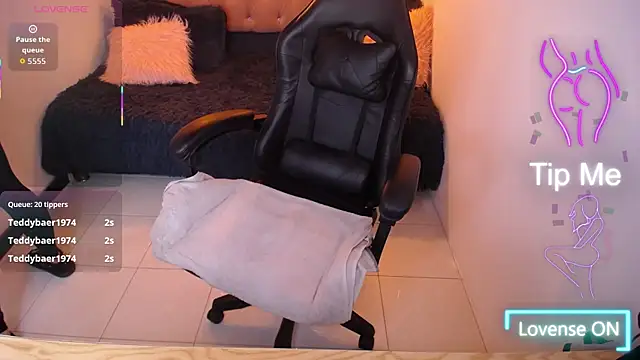 Chat +18 de ahmy_ ao vivo