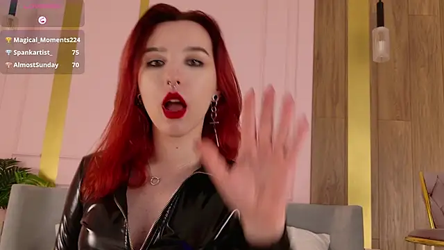Chat XXX en directo de TinaTores