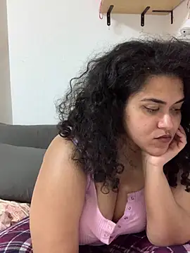 Show Webcam de Curvydesifromgermany
