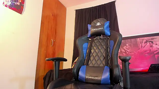 alessandroferrer's Live XXX Chat