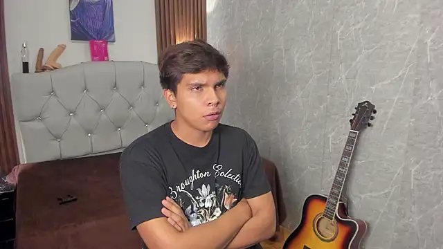 Chat +18 de Thiago_Kozak ao vivo