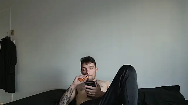 Chat XXX ao vivo de JackDesFeux