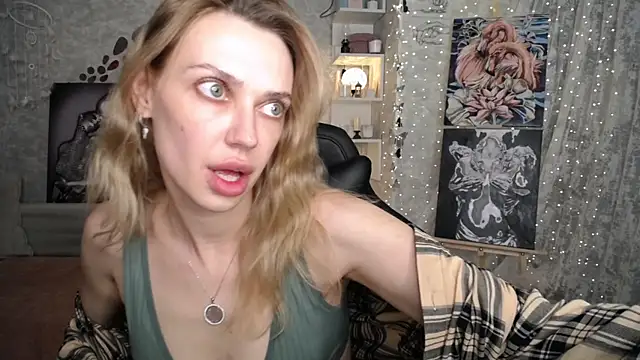 Chat XXX ao vivo de NickyAdamidi