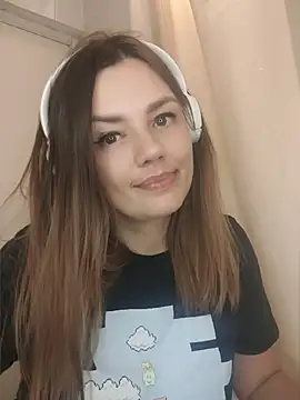 Chat +18 de KrissSexi ao vivo