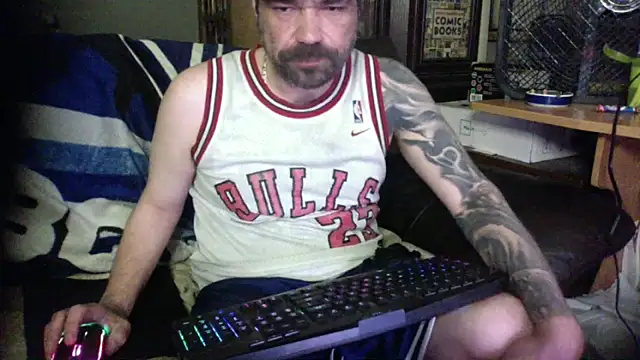 Živý XXX chat KinkyTOMan