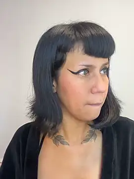 Valkiriia_wiine – Naživo XXX chat