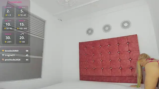 Dulce_violetta_ élő XXX-chatje