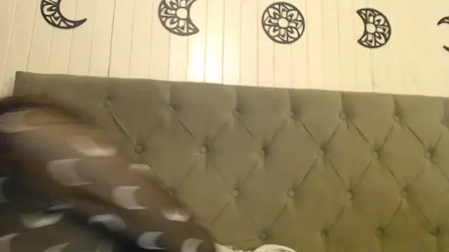 Mickyta Live XXX-chat
