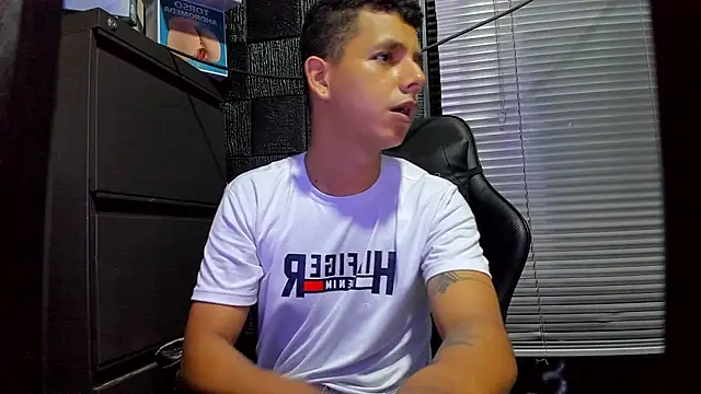 boy_bigcock24cm Live XXX-Chat