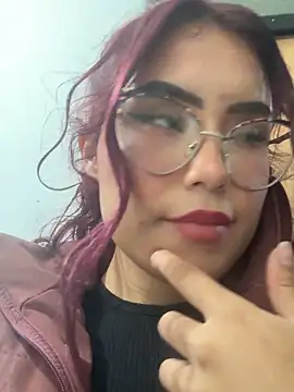 Alexa_Slave Chat XXX live