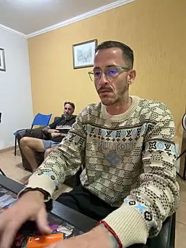 Chat +18 de MeladoDiMel ao vivo