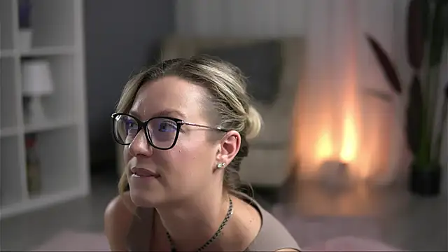 Živý XXX chat AnnastasiaMills