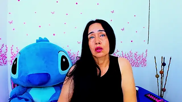 HorniestMilf Adlı Modelin Canlı XXX Sohbeti