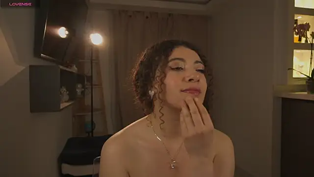 valeria_rosses Chat XXX live