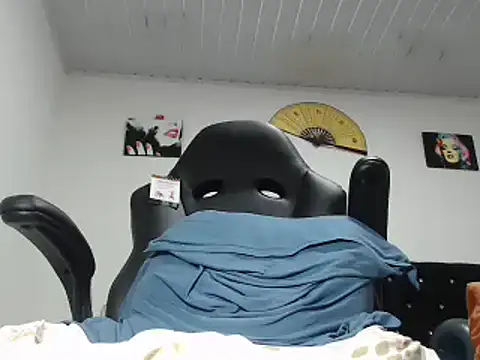 pamelabigcock69 Adlı Modelin Canlı XXX Sohbeti