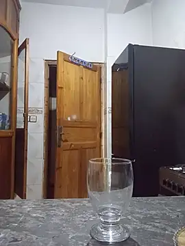 Czat XXX na żywo – LONA-_-