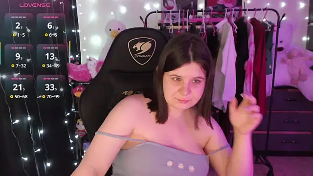AmyVibess' Live XXX Chat
