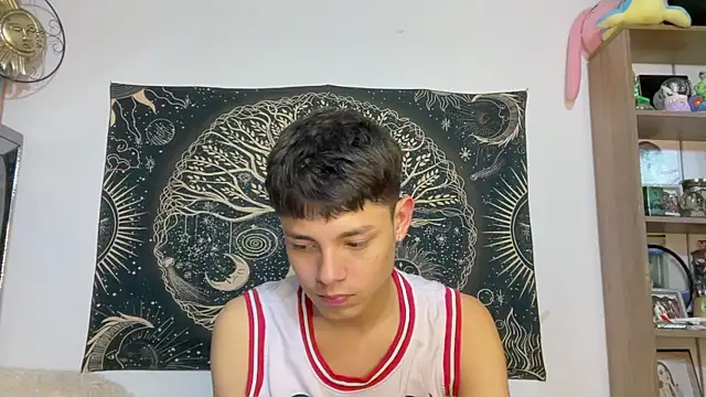 Andy_Belier23のライブXXXチャット