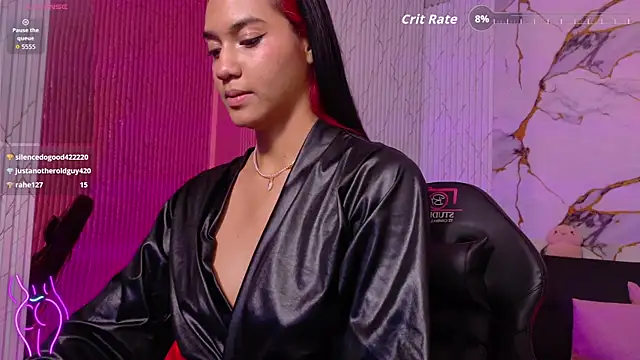 Živý XXX chat artemiss_tay