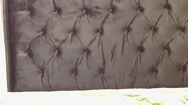 Živý XXX chat DesiredQueen27