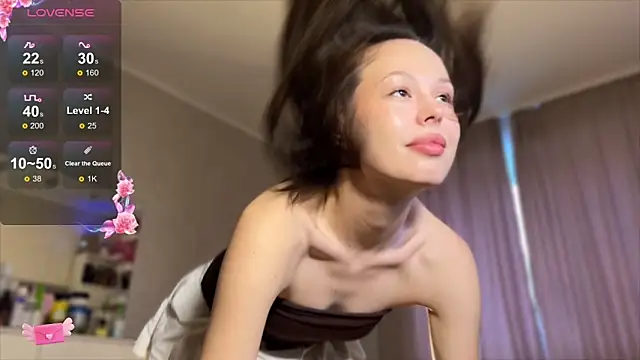 Inessagirl's Live XXX Chat