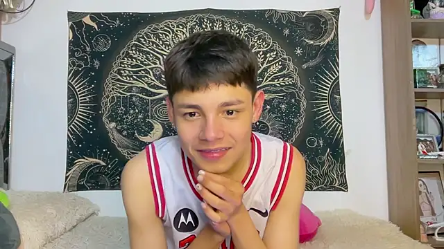 دردشة Andy_Belier23 الجنسية المباشرة