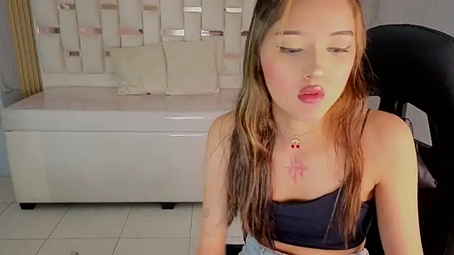 Онлайн чат XXX veronicaa_s