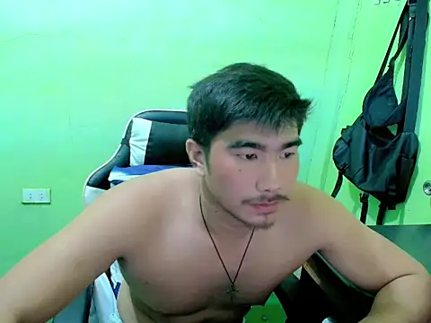 HunkfiremanのライブXXXチャット