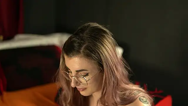 Tracyix Chat XXX live