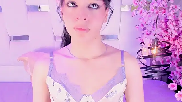 Violetbellarose1 live XXX chat