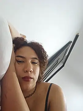 Chat +18 de lilith_isabella25 ao vivo