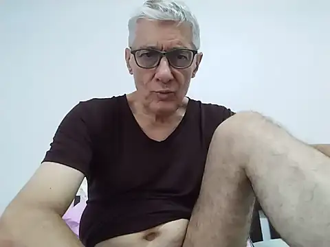 دردشة BIGUNCUTHARDCOCK الجنسية المباشرة