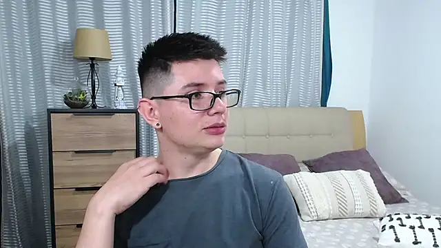 Chat XXX ao vivo de BlackFoXXX69