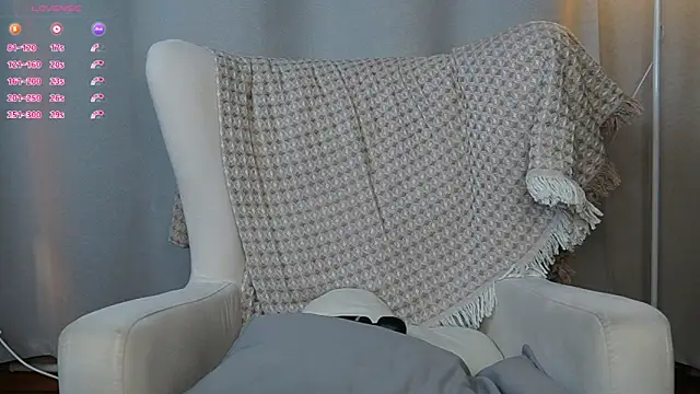 DianeHonnette's Live XXX Chat