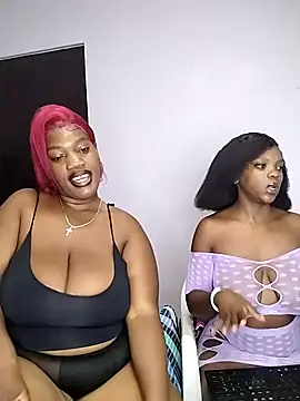 Chat +18 de SweetBedroomEyez ao vivo