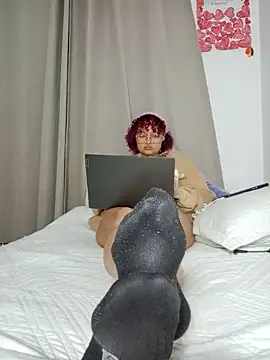 Ari_vibesX's Live XXX Chat