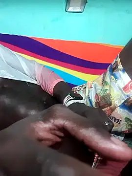 Y3ntieobiaa Webcam-Show