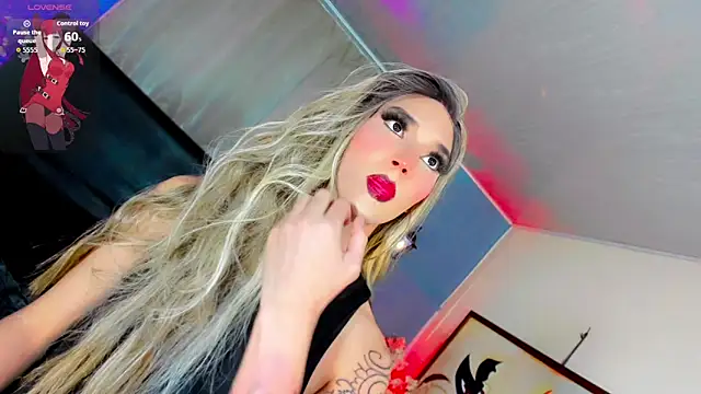 Chat +18 de Victoria_Kastelo ao vivo