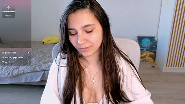 Ari_Grend Chat XXX live