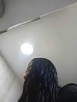 MiaForever1's Live XXX Chat
