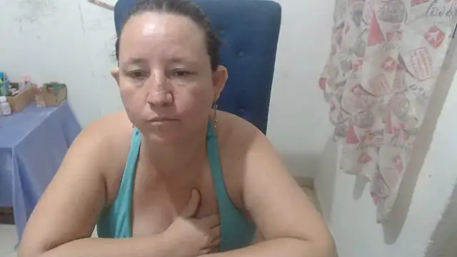 Yohis_Kiut25 Chat XXX live