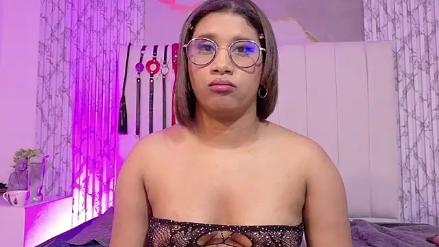 Czat XXX na żywo – LorenaDuval